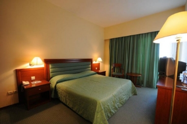 HOTEL 2