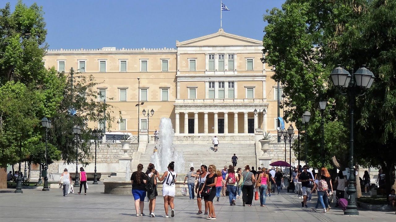 SYNTAGMA